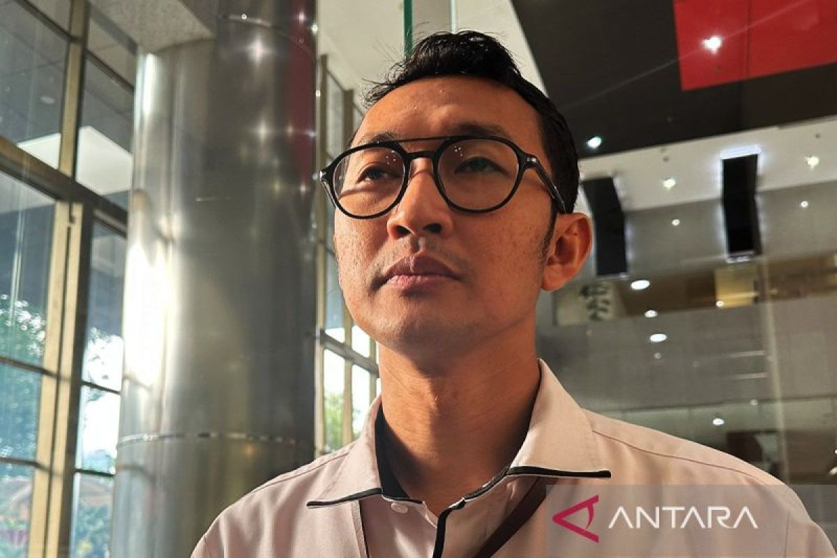 KPK summons businessman Muhammad Suryo in Customs case