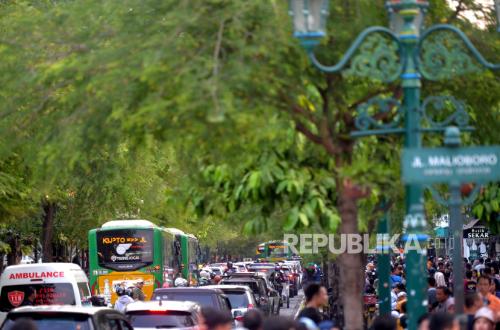 Malioboro Street in Yogyakarta Fully Closed Today Due to Cultural Procession for Sultan HB X's 80th Birthday