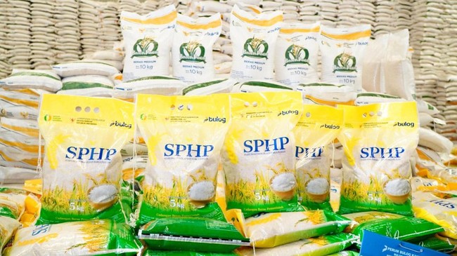 Bulog to Launch 2 Kg SPHP Rice Packaging, Indonesian Citizens Can Buy More