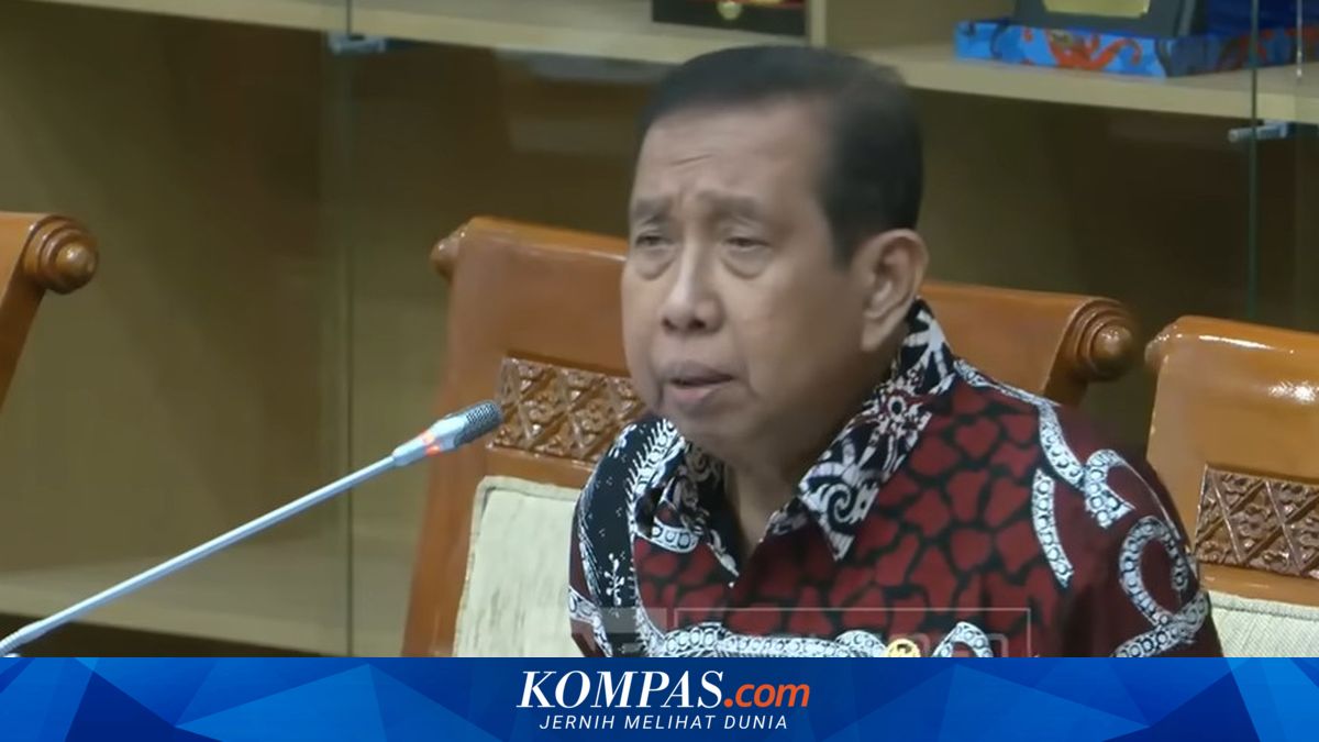 MP Berates Police Generals Over Teachers Paid Rp 100,000 per Hour