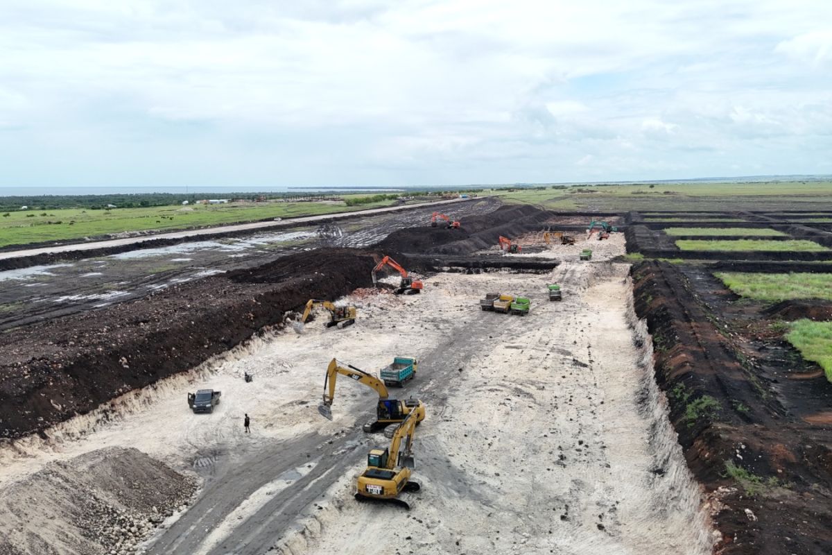 KKP ensures local workforce involvement in Waingapu shrimp pond project