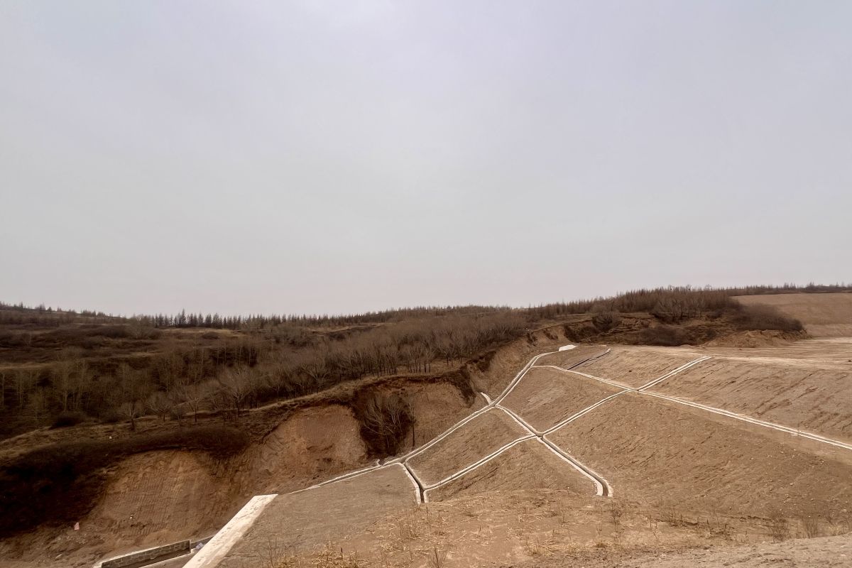 Examining the Handling of Coal Gangue Waste in China's Mines