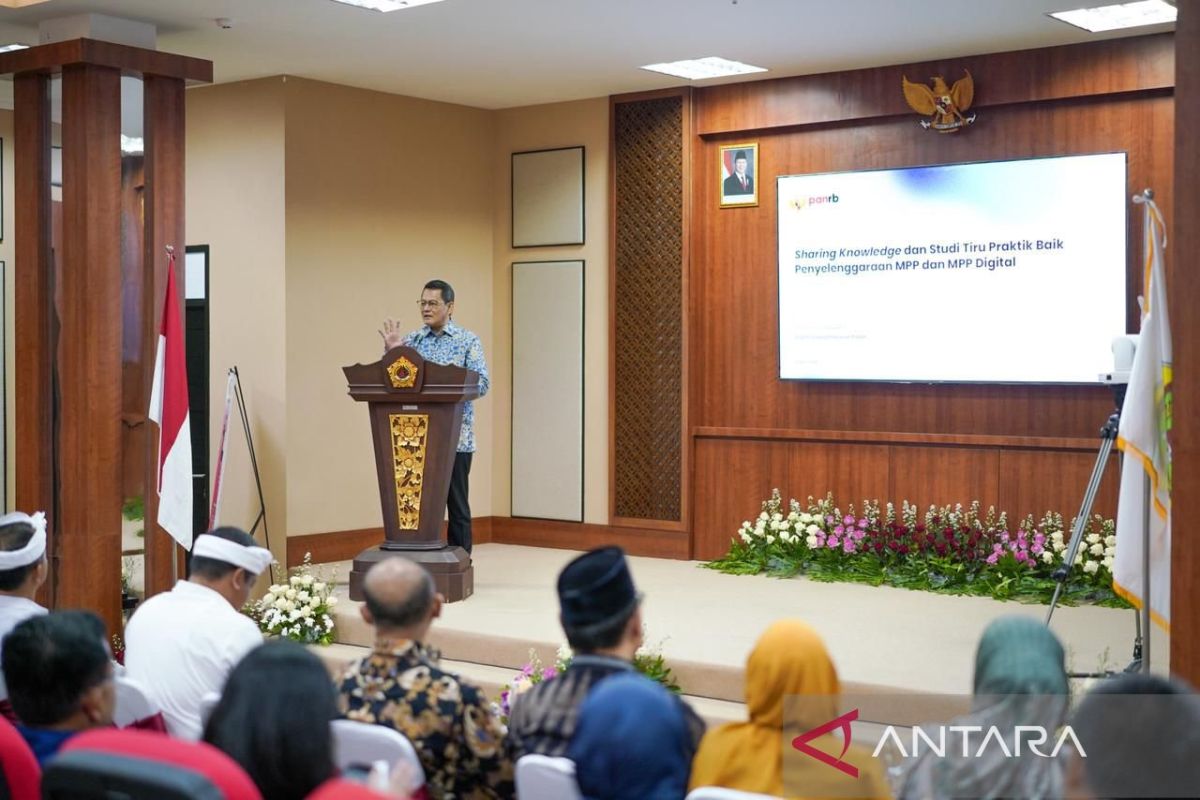 KemenPAN-RB Eases Local Governments in Compiling MPP Services with Digital Application