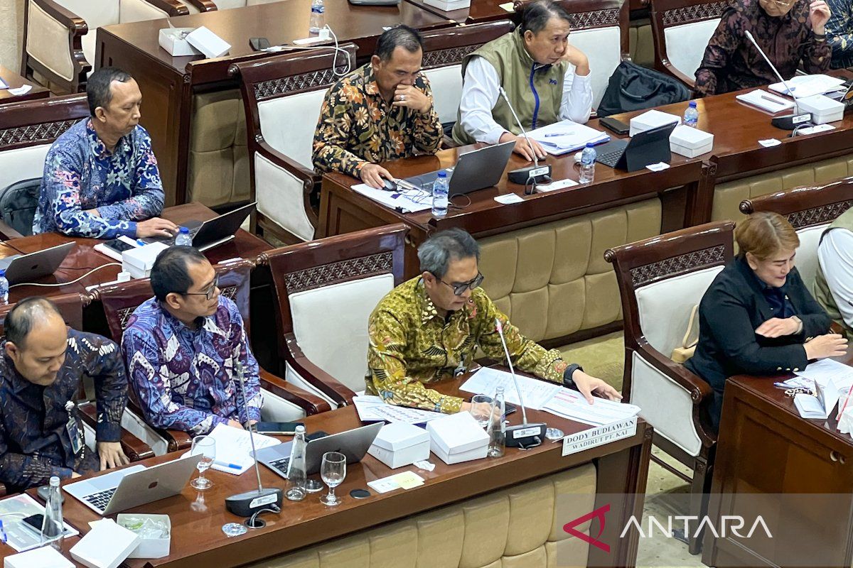 KAI Deputy Director Assures Landslide Disruption on Bandung Route Has Been Resolved