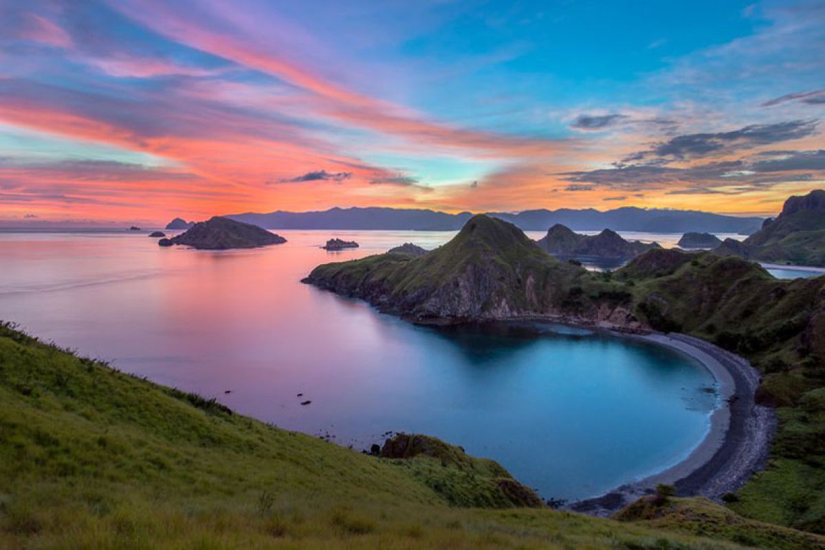Danantara-Qatar Investment Develops Super Tourism Destination in Labuan Bajo