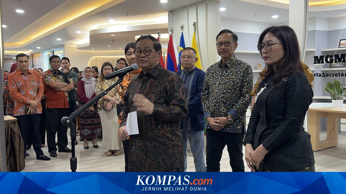 Jakarta Civil Servants Working from Home Every Friday Must Use Transjakarta If Travelling