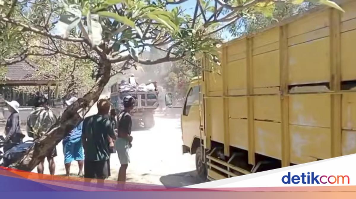 New TPA Suwung Rules Trigger Action by Garbage Truck Drivers Forcing Entry