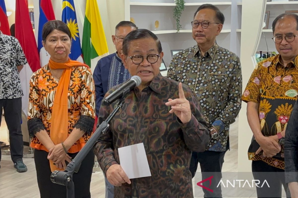 DKI to Tighten Official Travel Permits for Civil Servants