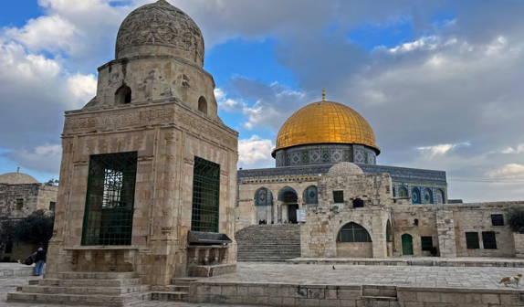 Israel Continues Blockade of Al-Aqsa Mosque for 34 Consecutive Days