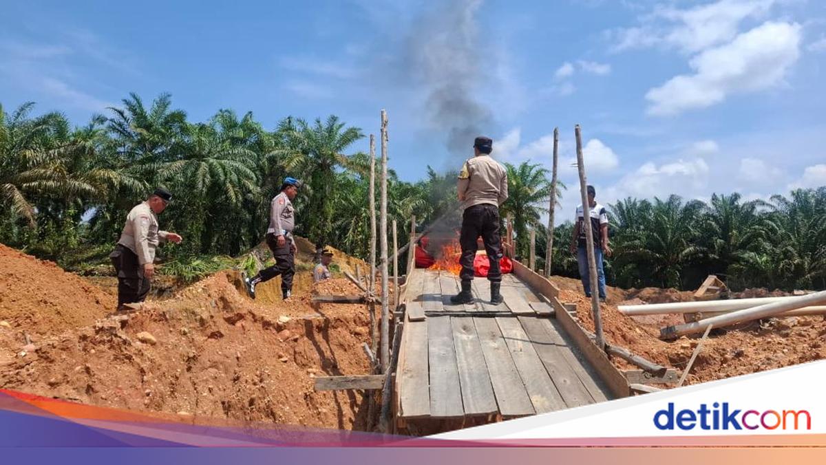 Crackdown on Illegal Gold Mining in Kuansing, Police Find Traces of Excavations and Destroy Suction Pumps
