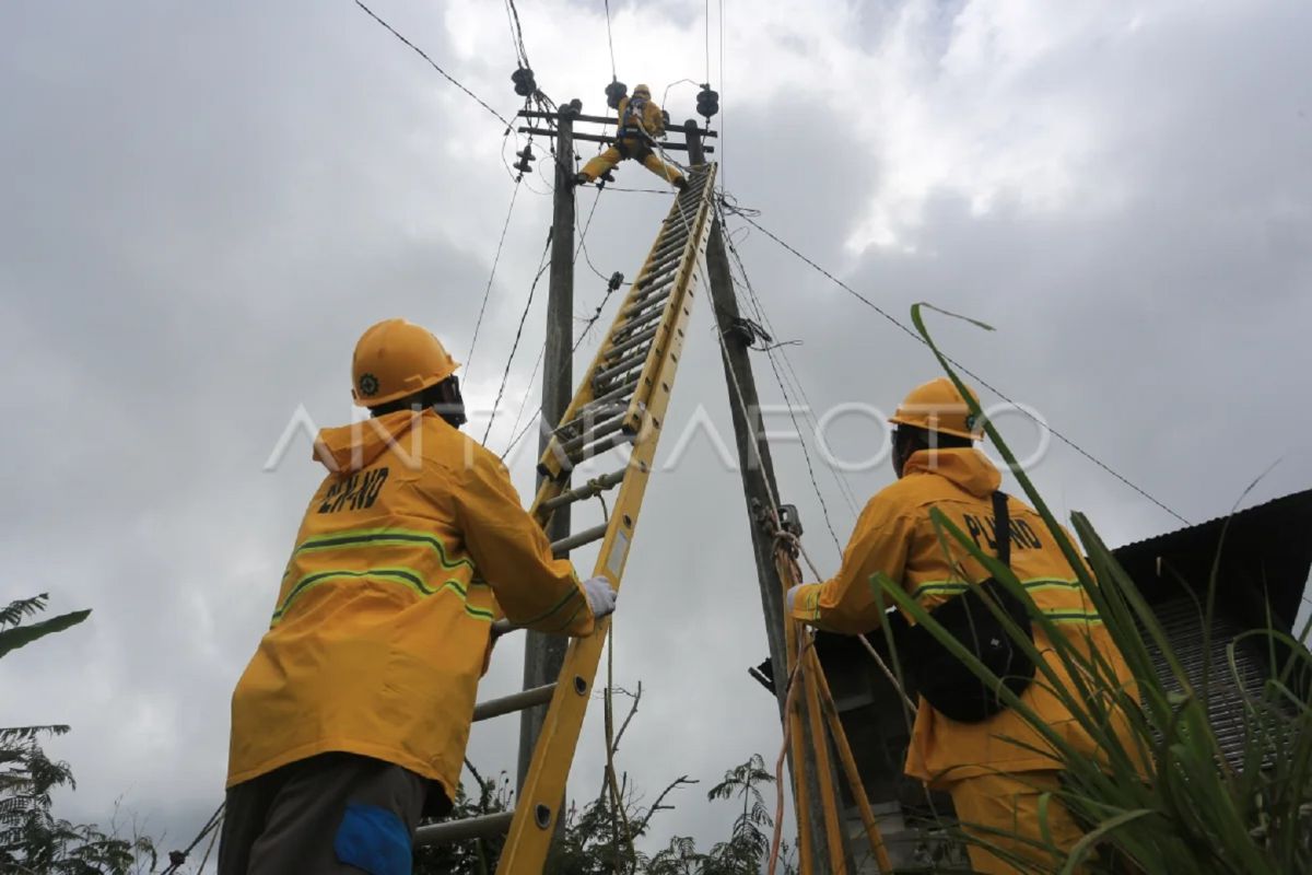 PLN Restores Power System in Manado Following M7.6 Earthquake