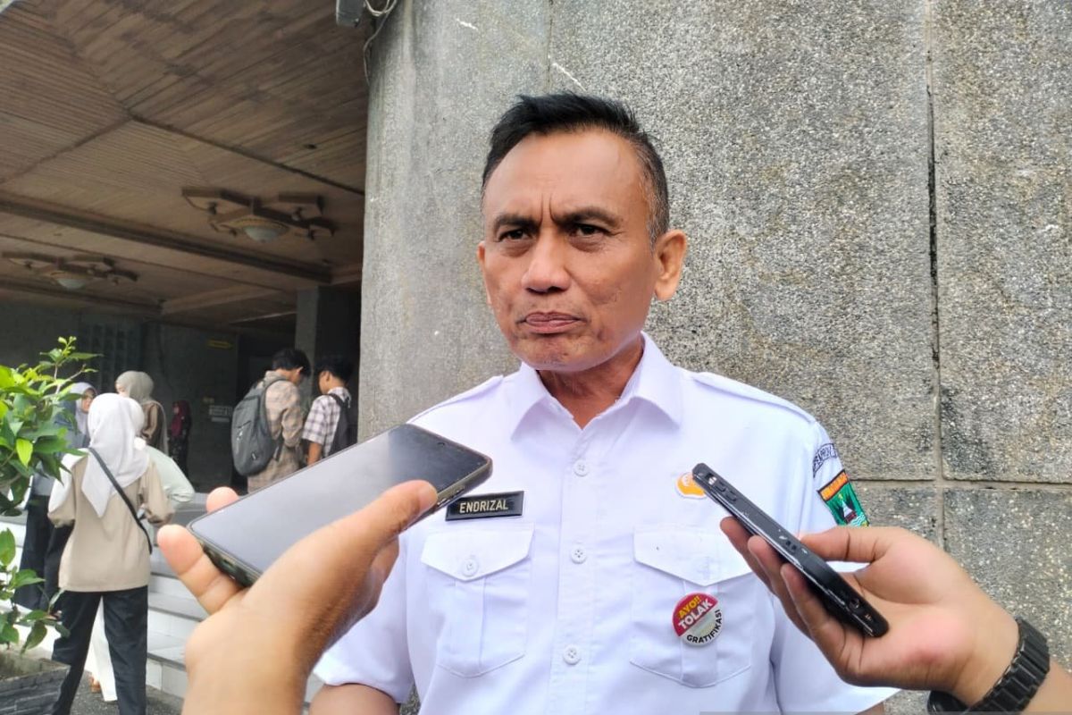 West Sumatra yet to permit external retailers to operate to protect local SMEs