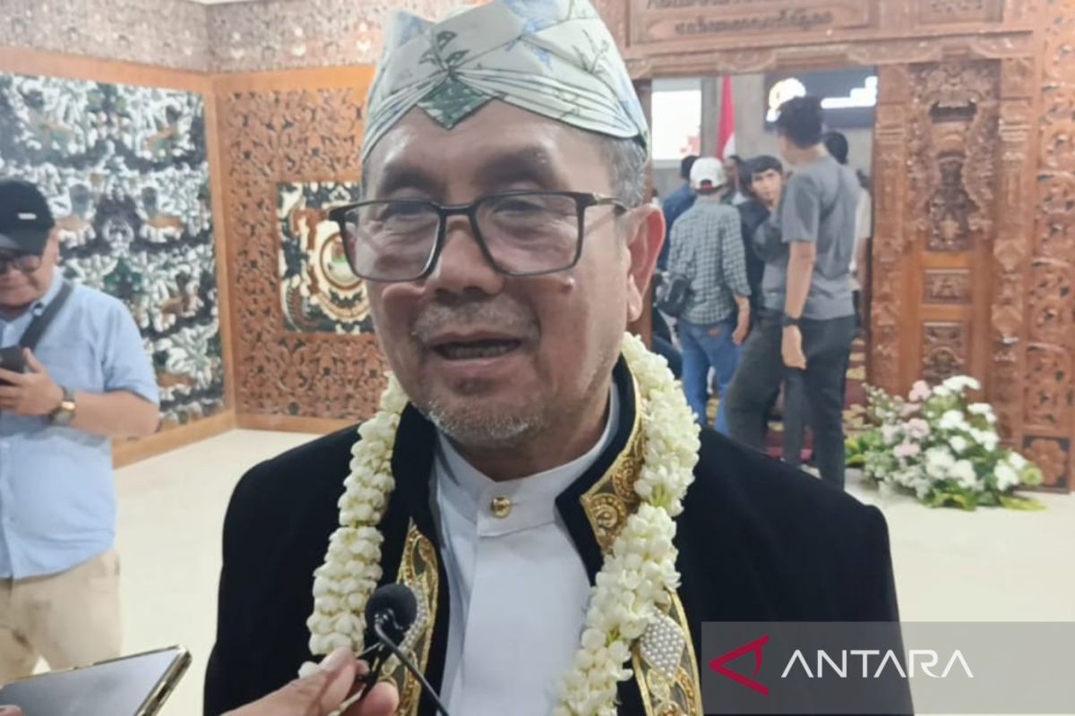 Cirebon Regency implements local greeting to preserve tradition