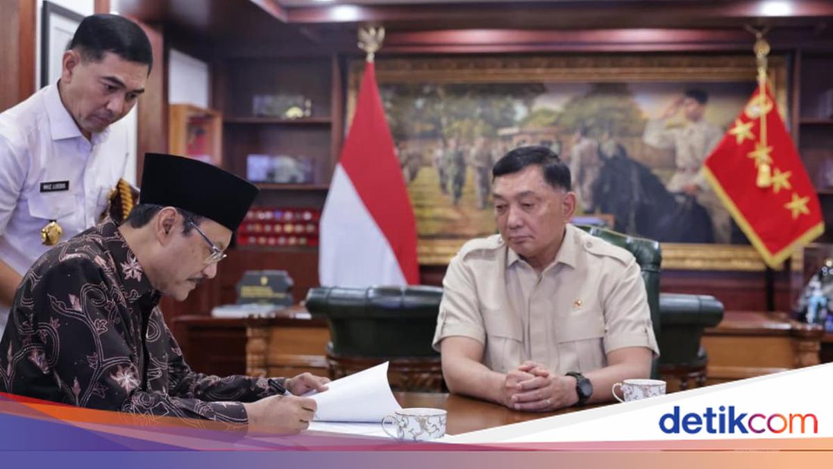 Ministry of Social Affairs and Ministry of Defence Sign MoU on Transfer of Heroes' Cemetery Management