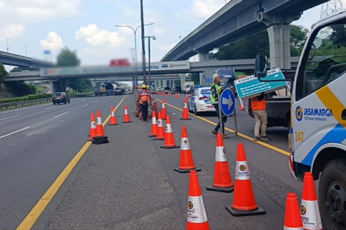 Jasamarga halts contraflow on Jakarta-Cikampek Toll Road on Good Friday afternoon