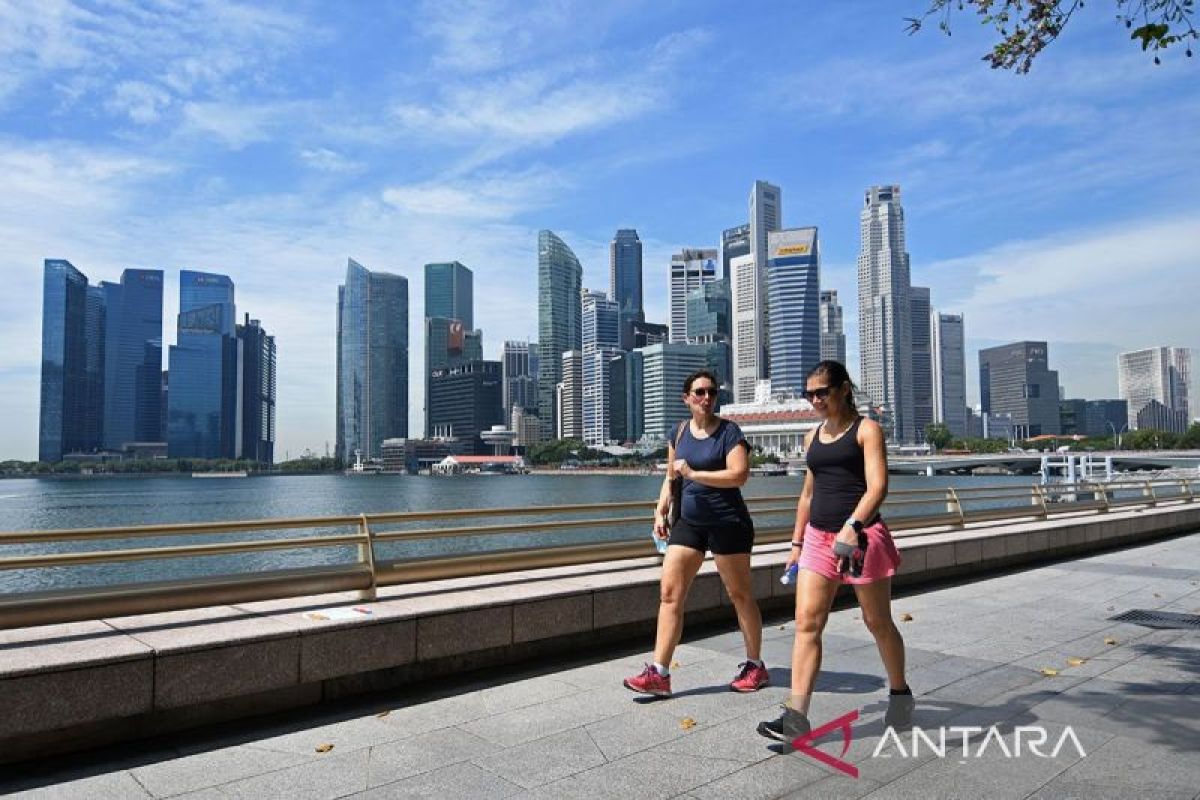 Singapore forms crisis committee amid energy supply disruptions