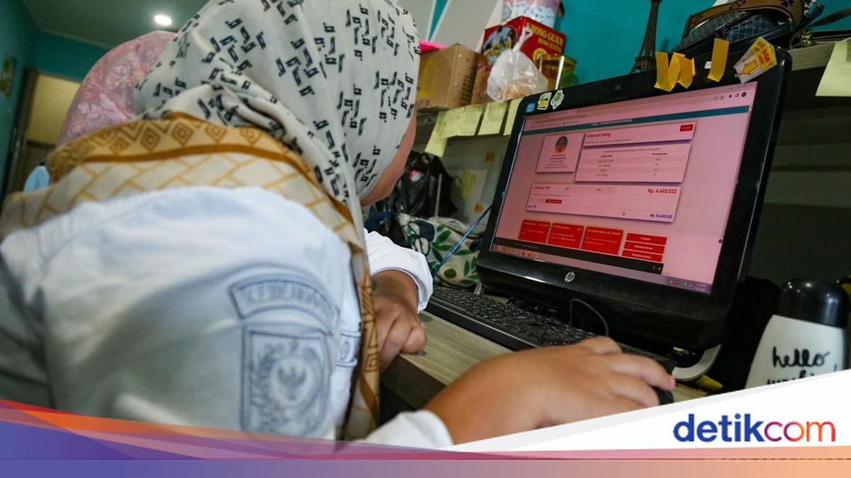 Expert Analysis on ASN WFH Policy Every Friday Could Save Fuel Consumption