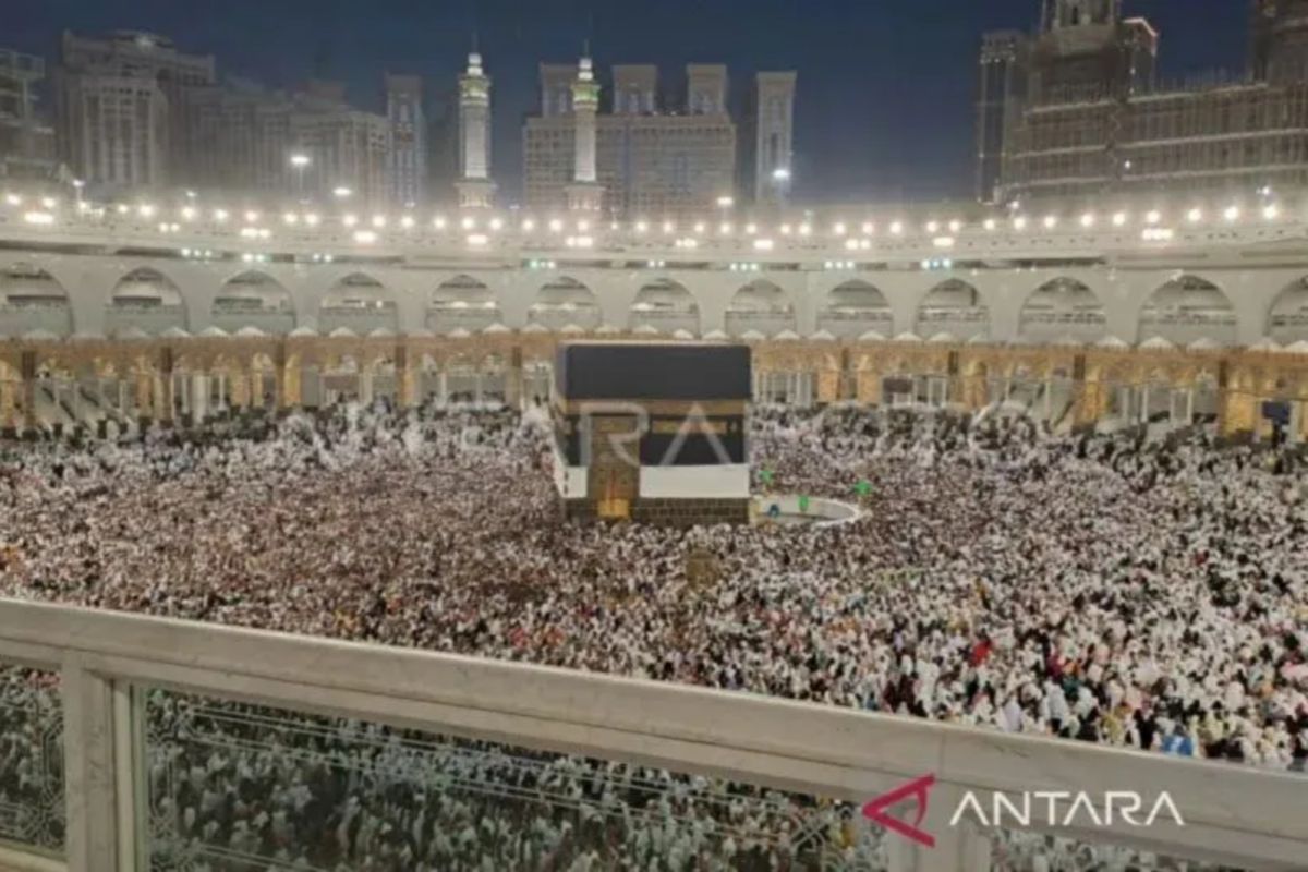 Indonesia tightens coordination to curb illegal Hajj pilgrims