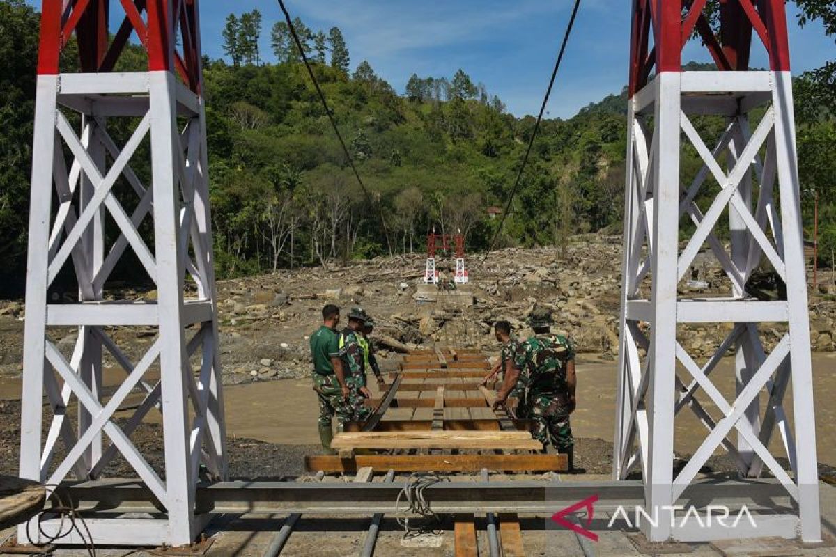 Isolated villages in Central Aceh now accessible by two-wheeled vehicles