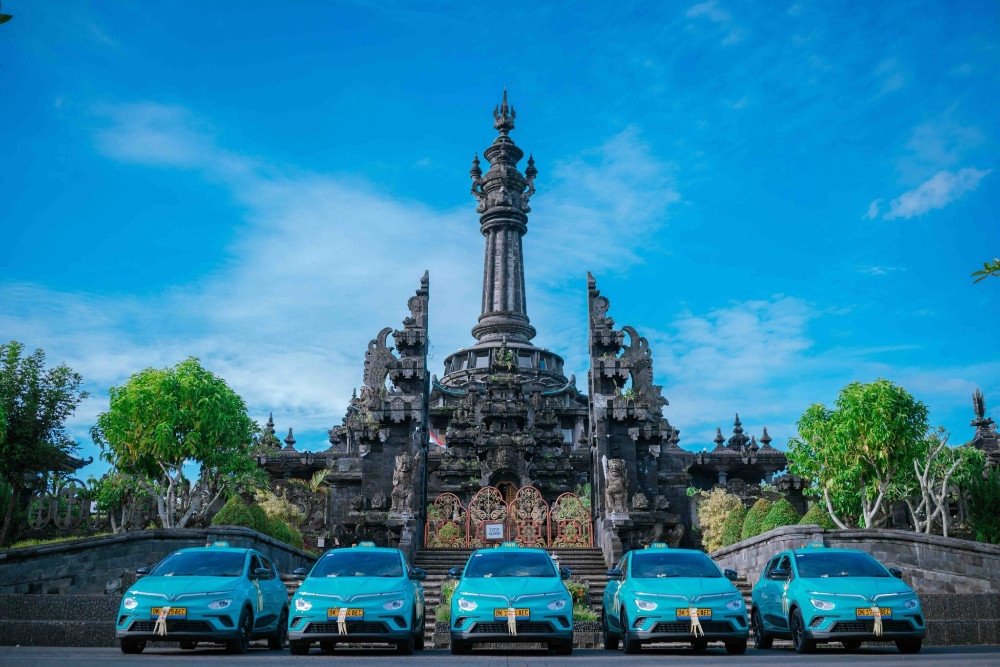 Green SM Electric Taxi Secures Rp600 Billion Investment Loan from BCA - Green Economy