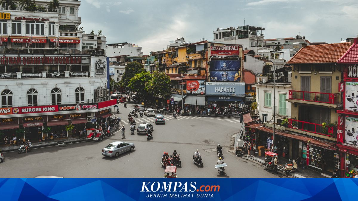 Vietnam's GDP Grows 7.83%, Down from Previous Quarter