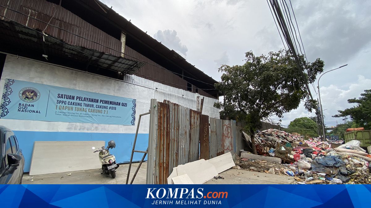 SPPG Cakung Timur Building Near Rubbish Heap, Overpowering Odour and ...