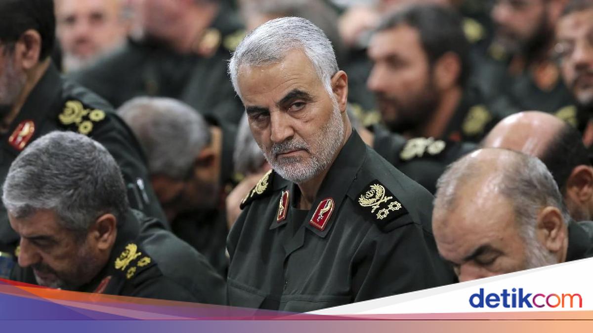 US Claims to Arrest Two Members of Qassem Soleimani's Family