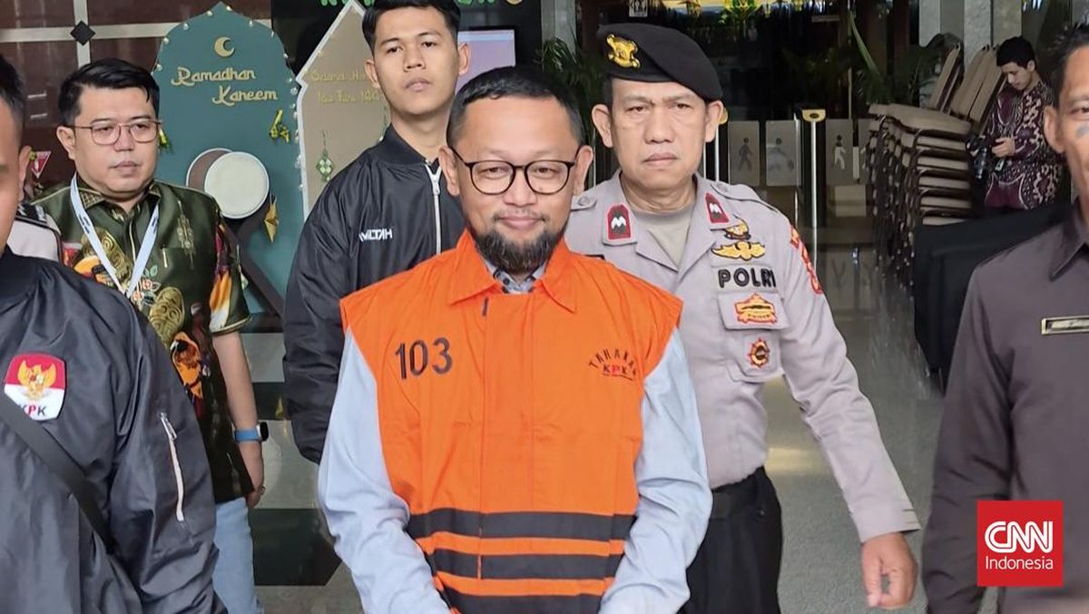 KPK Extends Gus Alex's Detention by 40 Days in Hajj Quota Case