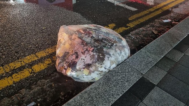 Iran War Sparks Plastic Bag Theft Incidents in Korea, How Is That Possible?