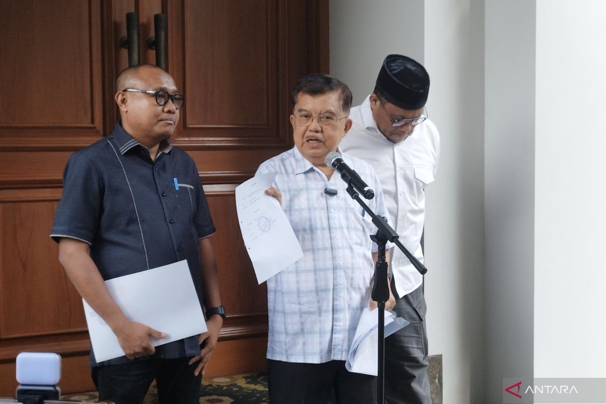 JK Denies Allegations of Funding Parties Questioning Jokowi's Diploma