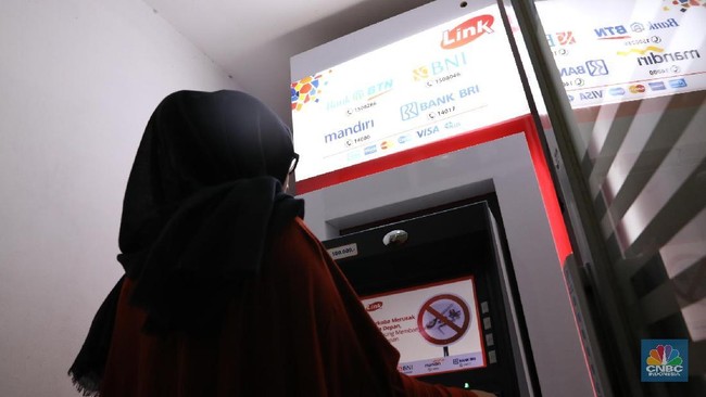 Maximum Amount of Cash to Keep in a Bank Account According to Financial Experts