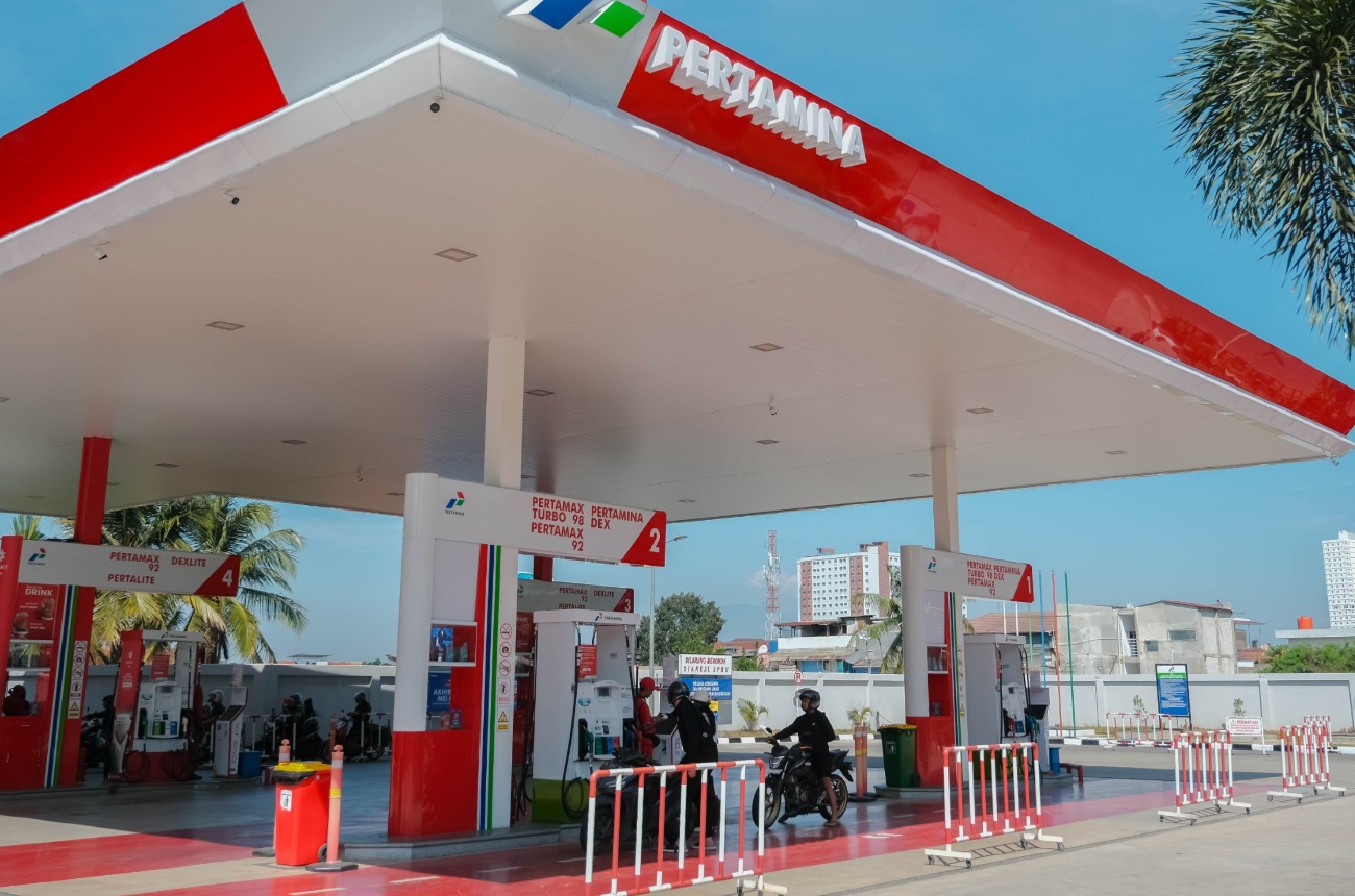 Economists Believe Fuel Price Adjustment is Now Necessary