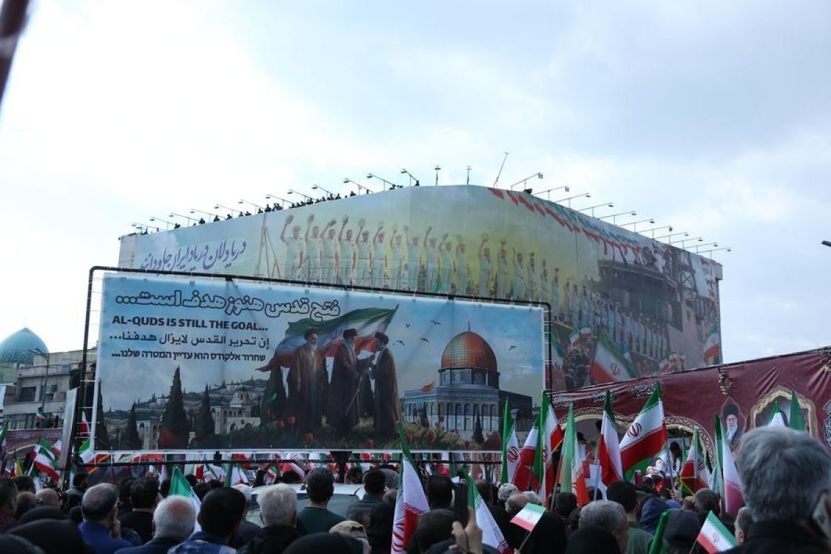 Iran vows fierce retaliation if US-Israel attacks infrastructure