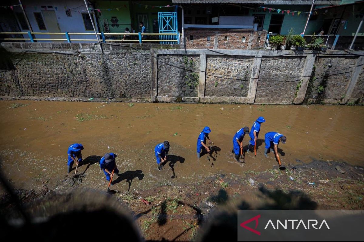 Bandung City Government Targets 4,600 Residents in Labour-Intensive Programme