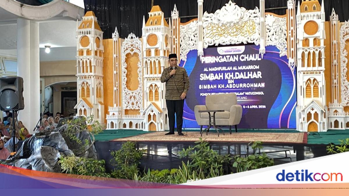 MPR Chairman Attends Haul at Darussalam Pesantren in Magelang, Urges Prayers for Indonesia's Continued Safety