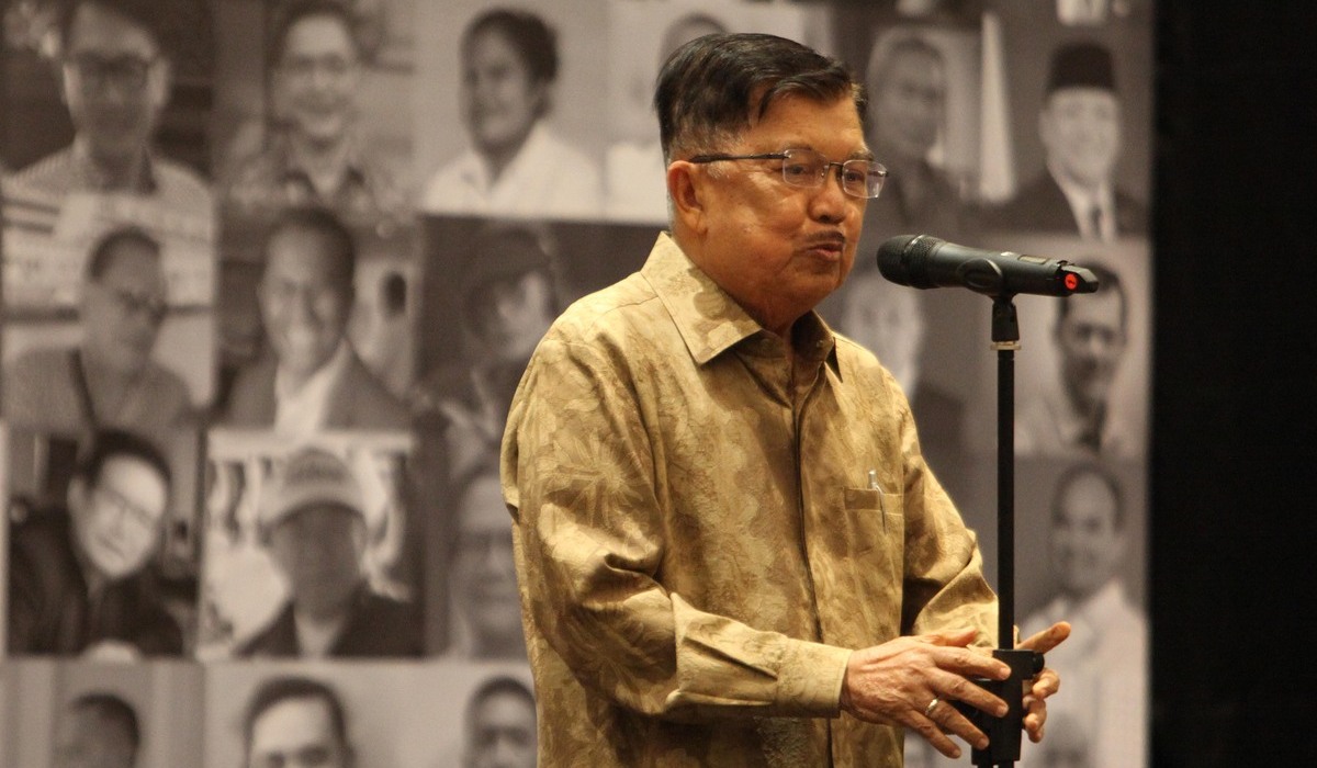 Analyst: Accusations Against JK in Jokowi's Fake Diploma Controversy Could Be a Blunder and Boomerang