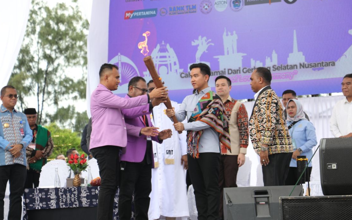 Vice President Gibran Releases GMIT 2026 Easter Parade in Kupang