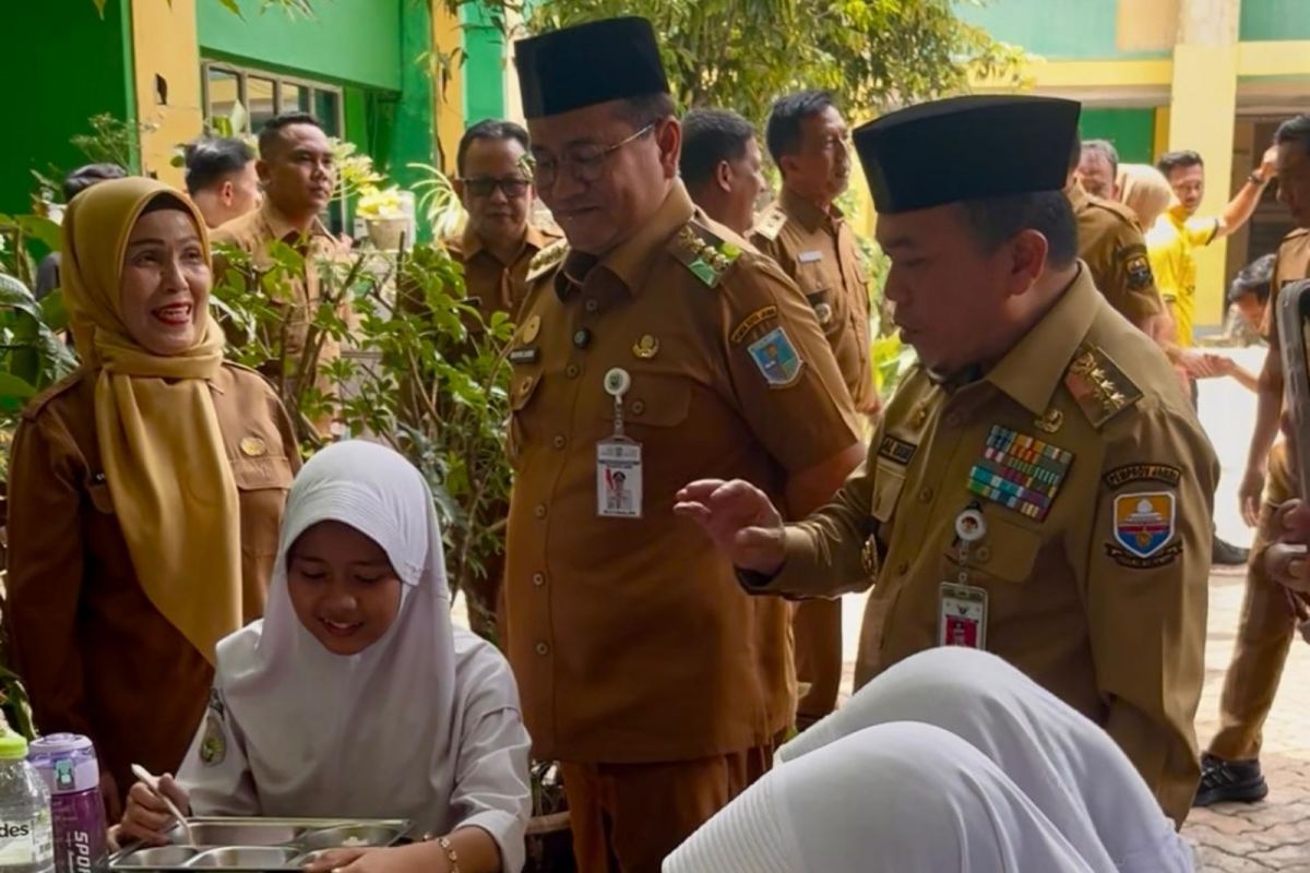 Jambi Governor: Academic Competency Test Plays Strategic Role in Mapping Student Learning Quality