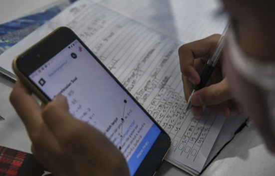Mendiktisaintek: Distance Learning Policy Handed Over to Each University