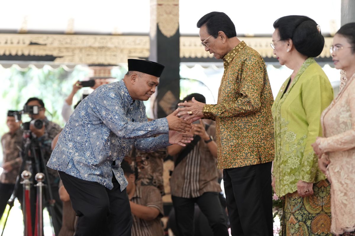 DIY Governor Urges Community to Exercise Self-Awareness in Policy-Making