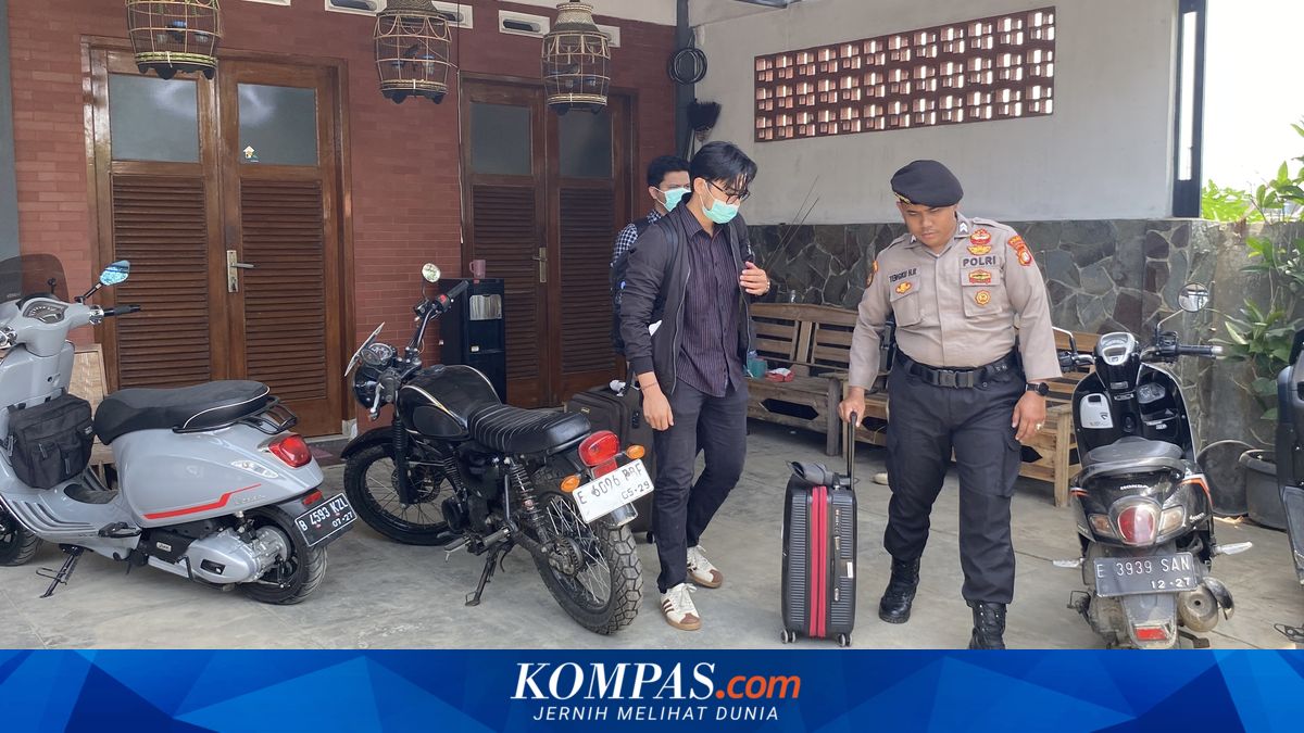 KPK Seizes Documents and Electronic Evidence from Ono Surono's House in Indramayu