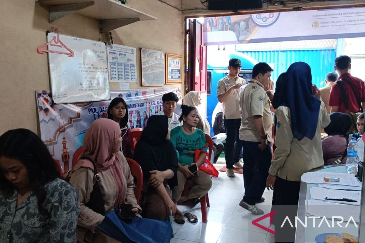 Nearly 500 New Migrants in West Jakarta After Eid