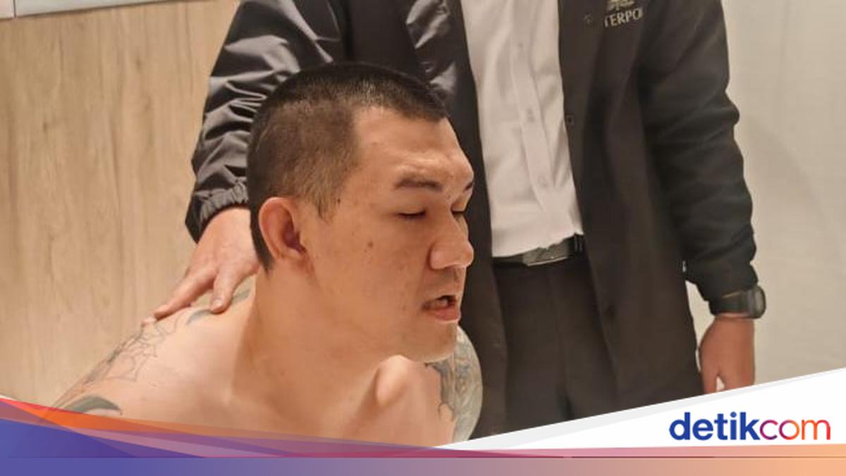 National Police Headquarters Seizes Bag and Phone During Arrest of Andre 'The Doctor' in Malaysia