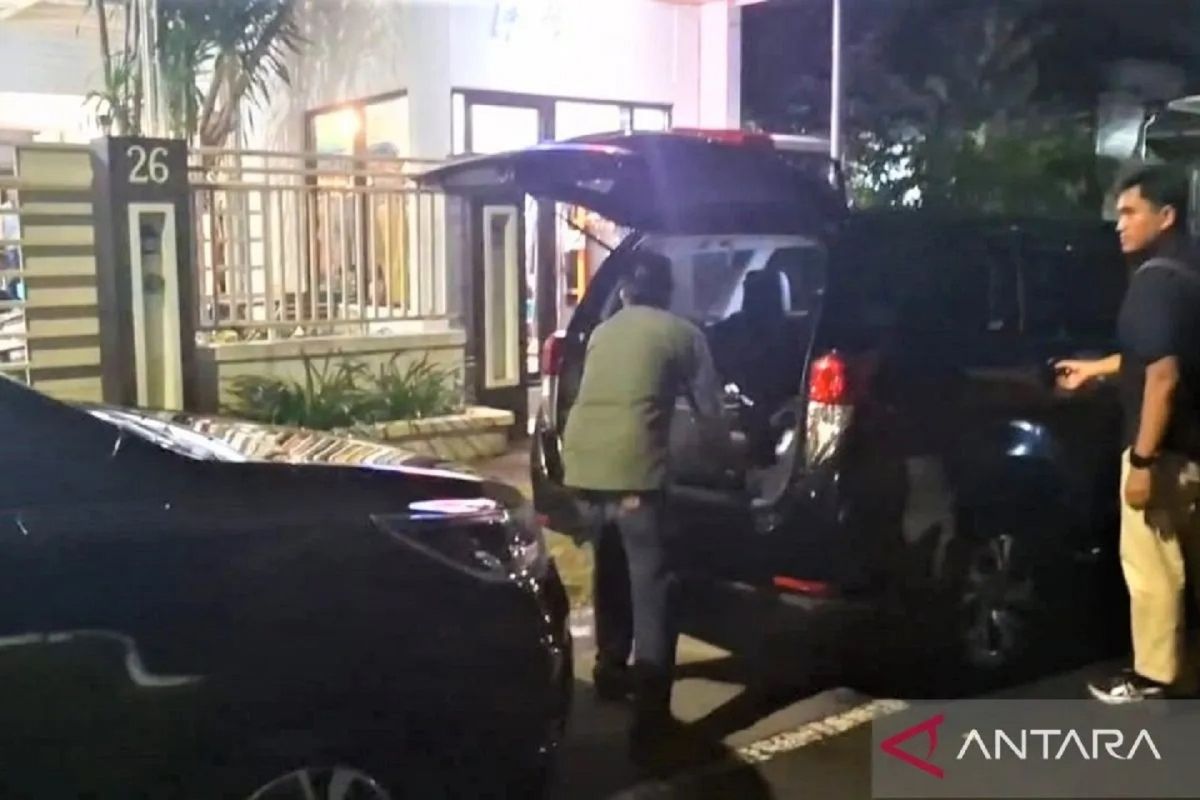 KPK searches home of Madiun City Communications and Informatics Agency head in Maidi case