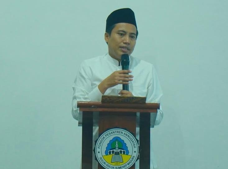 Profile of Inayah Wahid's Husband, KH Shalahuddin Warits: A Progressive Young Islamic Scholar from the Heart of Madura
