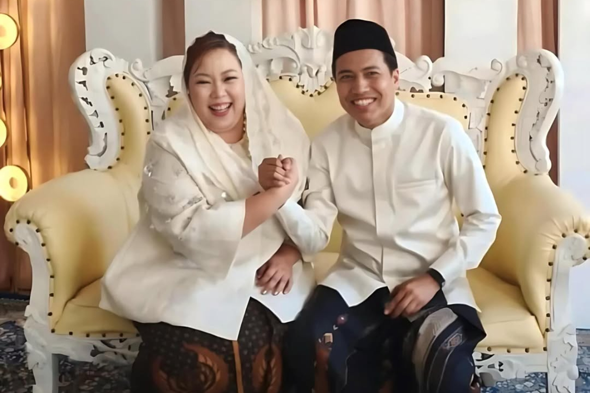 Profile of KH Salahuddin Wartis, the Young Islamic Scholar and Husband of Inayah Wahid