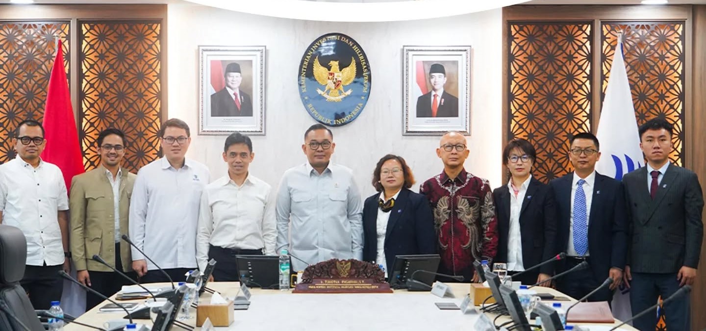 Deputy Investment Minister Receives China Huaneng Group Delegation to Discuss 50 MW Renewable Energy Investment