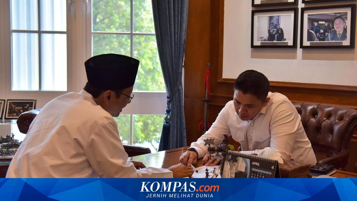 Cabinet Secretary Teddy Meets Social Minister Gus Ipul to Discuss Social Assistance and Achievements of People's School Students