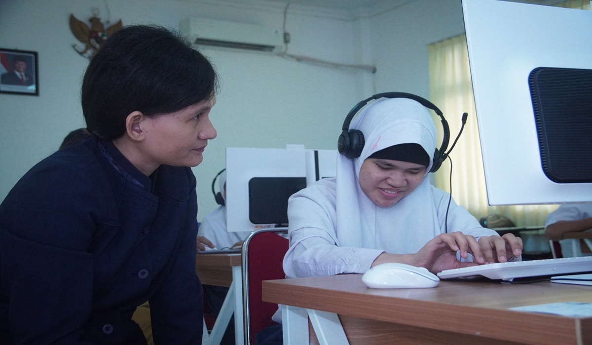 Story of Enthusiastic and Optimistic Special Needs Students Participating in Academic Ability Test