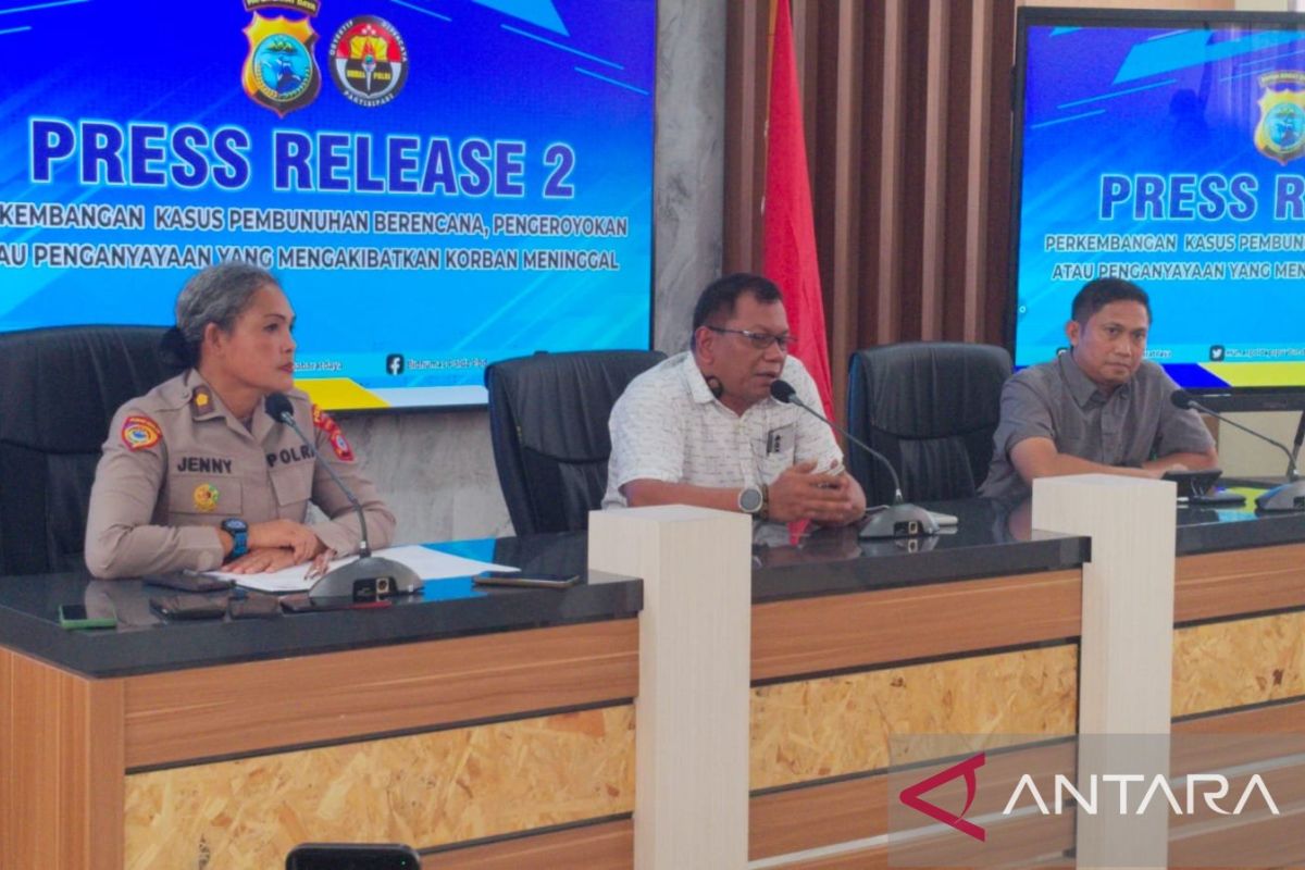 Police hunt 19 suspects in Tambrauw murder and arson case